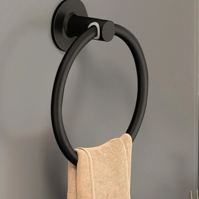 porte serviette en arnneau, noir, élégant